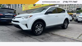 Image of 2018 TOYOTA RAV4