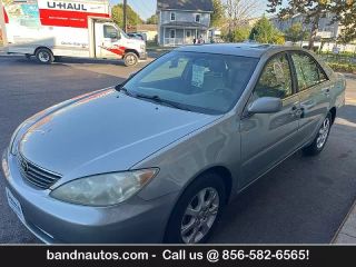 2005 TOYOTA CAMRY XLE