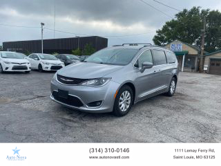 2017 CHRYSLER PACIFICA VAN GRAY AUTOMATIC - Auto Nova LLC in Saint Louis, MO 38.533966984077004, -90.28708364785517