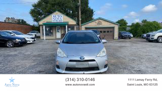 2013 TOYOTA PRIUS C HATCHBACK SILVER AUTOMATIC - Auto Nova LLC in Saint Louis, MO 38.533966984077004, -90.28708364785517