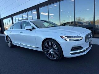 2025 VOLVO S90 SEDAN 4D B6 ULTRA AWD 2.0L I4 TURBO HYBRID