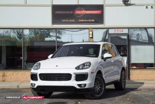 2017 PORSCHE CAYENNE BASE