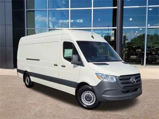 2025 MERCEDES-BENZ SPRINTER CARGO VAN BASE