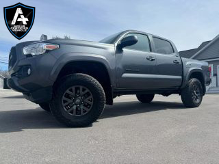 Image of 2021 TOYOTA TACOMA DOUBLE CAB TRD OFF-ROAD PICKUP 4D 5 FT