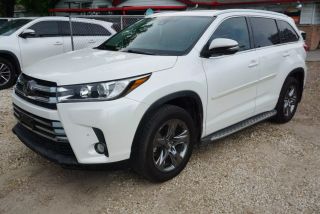 2017 TOYOTA HIGHLANDER LIMITED PLATINUM