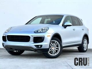 2017 PORSCHE CAYENNE S