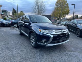 Image of 2017 MITSUBISHI OUTLANDER