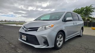 2020 TOYOTA SIENNA LE