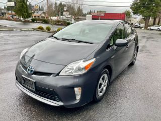 Image of 2015 TOYOTA PRIUS
