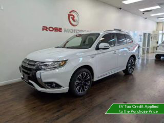 Image of 2018 MITSUBISHI OUTLANDER PHEV