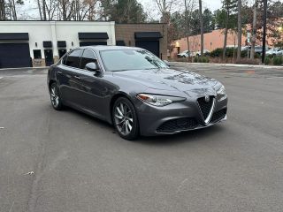 2017 ALFA ROMEO GIULIA BASE