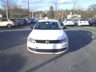 2011 VOLKSWAGEN JETTA S