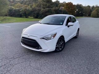 Image of 2019 TOYOTA YARIS