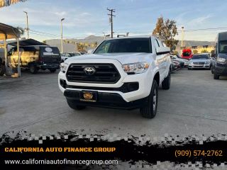 2019 TOYOTA TACOMA SR5