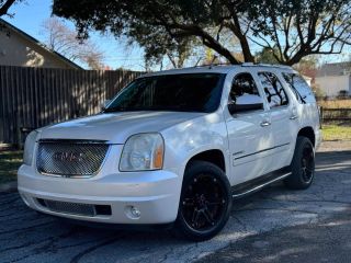Image of 2011 GMC YUKON