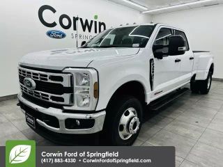 2024 FORD F350 SUPER DUTY CREW CAB XLT PICKUP 4D 8 FT