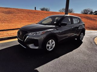 2024 NISSAN KICKS S