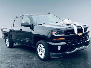 Image of 2017 CHEVROLET SILVERADO 1500 CREW CAB Z71 LT PICKUP 4D 5 3/4 FT