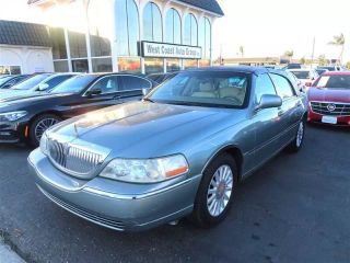 2005 LINCOLN TOWN CAR SIGNATURE