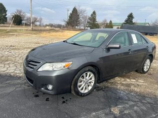 2010 TOYOTA CAMRY XLE