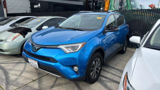 2017 TOYOTA RAV4 XLE
