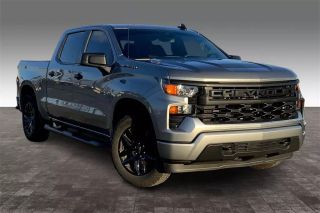 2024 CHEVROLET SILVERADO 1500 CREW CAB CUSTOM PICKUP 4D 6 1/2 FT