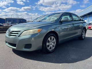 2011 TOYOTA CAMRY LE
