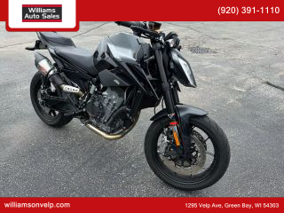 Image of 2022 KTM 890