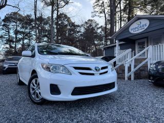2013 TOYOTA COROLLA LE