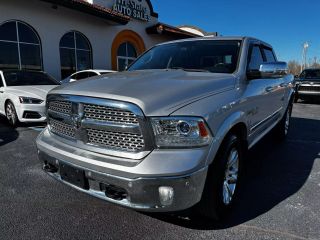Image of 2017 RAM 1500 CREW CAB