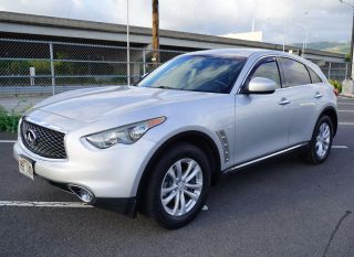 2017 INFINITI QX70 3.7