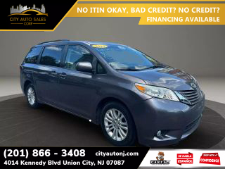 Image of 2015 TOYOTA SIENNA