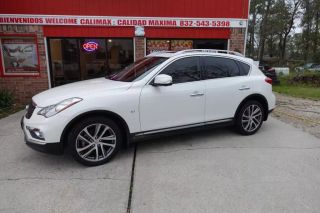 2016 INFINITI QX50 BASE