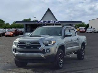 2017 TOYOTA TACOMA LIMITED