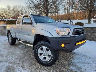 2013 TOYOTA TACOMA BASE