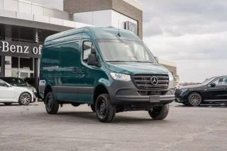 2025 MERCEDES-BENZ SPRINTER CREW VAN BASE