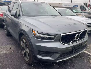 Image of 2019 VOLVO XC40