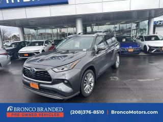 2022 TOYOTA HIGHLANDER PLATINUM
