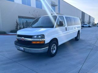 2018 GMC SAVANA 3500 LT