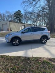 Image of 2017 TOYOTA RAV4