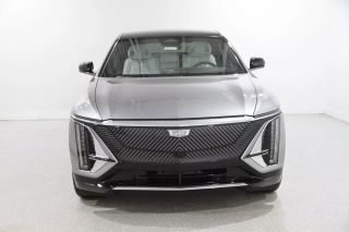 2025 CADILLAC LYRIQ LUXURY 2
