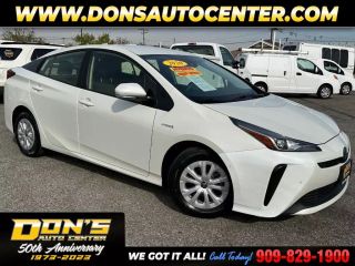 2020 TOYOTA PRIUS LE