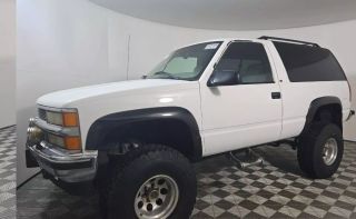 Image of 1997 CHEVROLET TAHOE