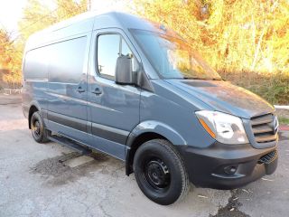 2018 MERCEDES-BENZ SPRINTER 2500 W/144" VAN
