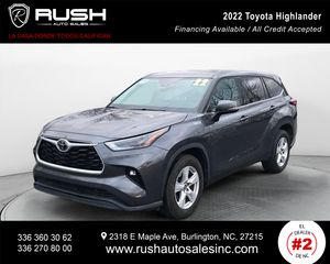 2022 TOYOTA HIGHLANDER LE