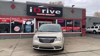 Image of 2016 CHRYSLER TOWN & COUNTRY