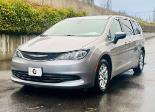Image of 2017 CHRYSLER PACIFICA