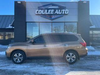 2017 NISSAN PATHFINDER SL