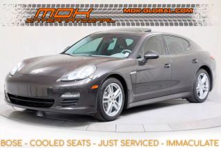 2011 PORSCHE PANAMERA BASE