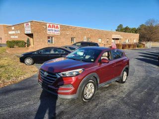 2016 HYUNDAI TUCSON SE